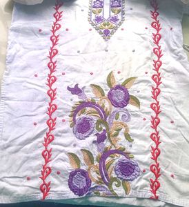 Beautiful white 🤍 embroidery Churidar