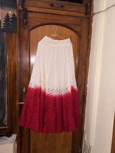 Chic White & Red Lace Skirt
