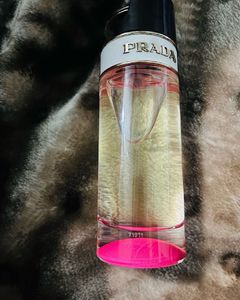 Prada Candy Kiss Perfume