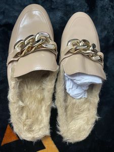 Chain Detail Fur Lined Loafers