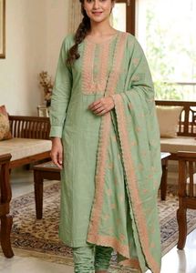 Elegant Green Embroidered Kurta Set with Dupatta