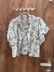 Sheer Floral butterfly Sleeve top
