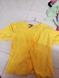 Yellow Twist-Front Top