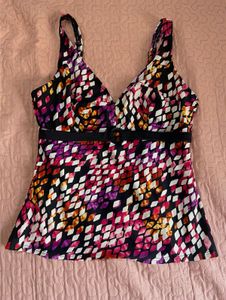 y2k pink pantheress inspired Vibrant Print Top