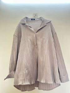 Textured Collared Long Sleeve Shirt