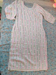 Elegant Pink &amp; White Patterned Kurta set