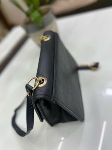 Chic Black Crossbody Bag with Chain Detail