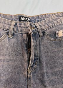 Distressed Denim Capri Jeans