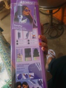 Bombae Hair play thermal blowout brush