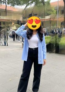 Stylish Black Straight Leg Jeans
