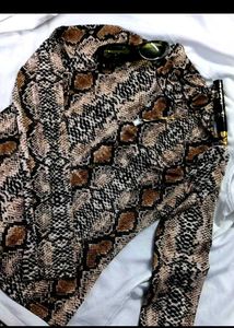 Y2K Stylish snake print turtleneck top