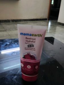 Mamaearth Beetroot Face Wash