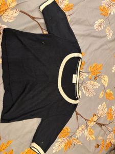 Navy Cropped Knit Top with White Trim