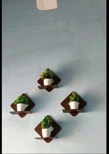 4 Wall hanging