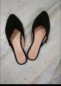 Pleated Mules (black) - Flats