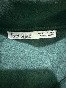 Bershka Green Brooklyn New York City Sweatshirt