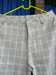 Classic Plaid Trousers