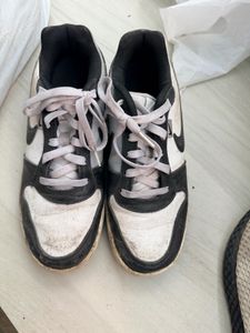 Nike Classic Sneakers