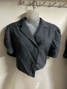 Stylish Cropped Blazer
