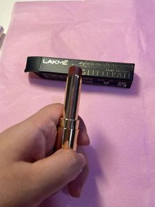 Lakme Glitterati Lipstick- Sand Nude