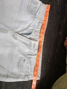 baggy jeans