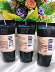 Maybelline New York Liquid Foundation, Matte &amp; Por