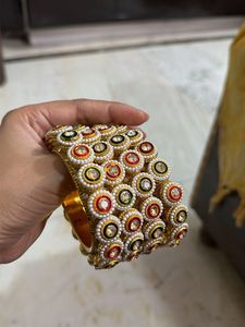 Exquisite Kundan &amp; Pearl metal bangals