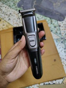 NOVA Rechargeable Hair/Beard Trimmer