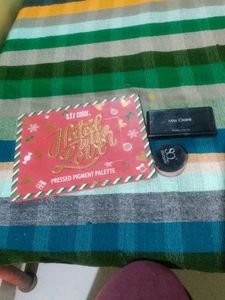 2 Eyeshadow Pallets 1 Loose Powder