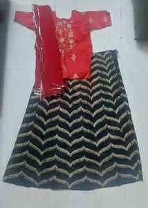 Lahenga Choli