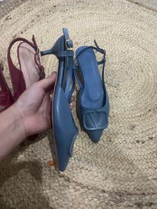 set of 2 heels  Red Patent &amp; blue kitten he