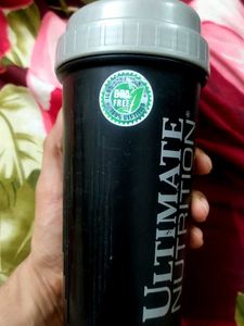 (Price drop) ULTIMATE NUTRITION GYM &amp; SPORTS SHAKE