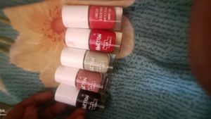 Set of 5 Nail Polishes