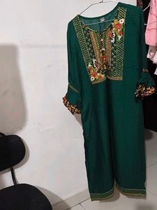Embroidered Green Kurta
