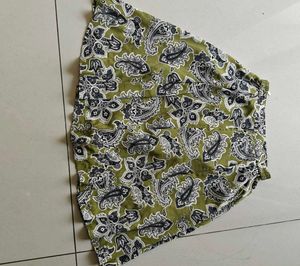 mini skirt