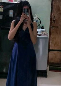 Elegant Navy Blue V-Neck Maxi Dress