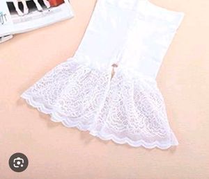 White Lace Flared shorts 👍