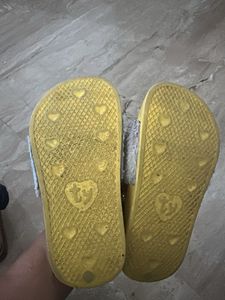 slippers