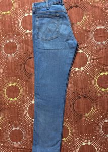 Wrangler Straight Fit Jeans
