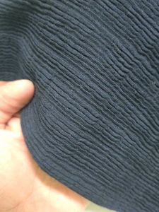 Chic Black Textured Mini Skirt