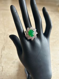 Emerald &amp; Diamond Flower Ring
