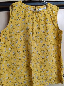 cotton floral print top