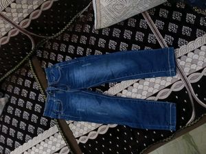 Blue Denim Jeans 3 to 4 yrs old almost new wore on