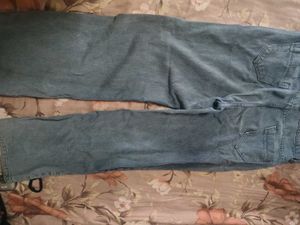 Ripped Wide-Leg Jeans