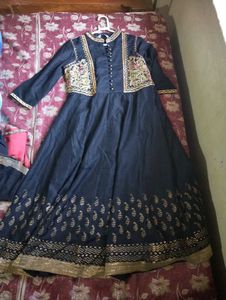 Rain &amp; Rainbow Women Black Kurta Set