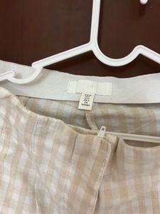 H&amp;M Beige Gingham Linen Blend Shorts