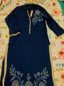 Elegant Navy Blue Embroidered Kurta