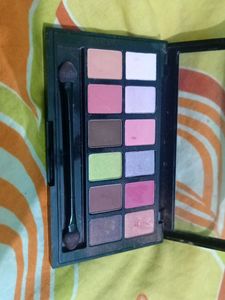 Eyeshadow Palette