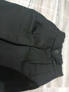 black stretchable formal pants (slim fit)
