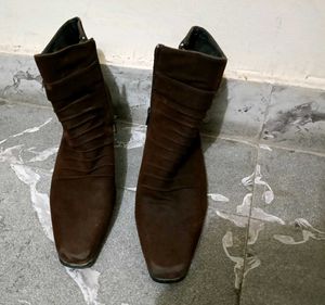 women solid block heeled boots